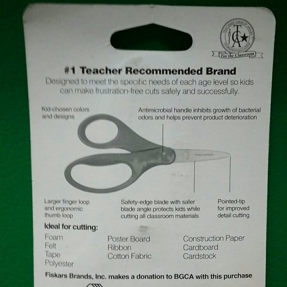 3/$20 Fiskars Pointy Scissors Safety Edge Pink - Picture 3 of 3